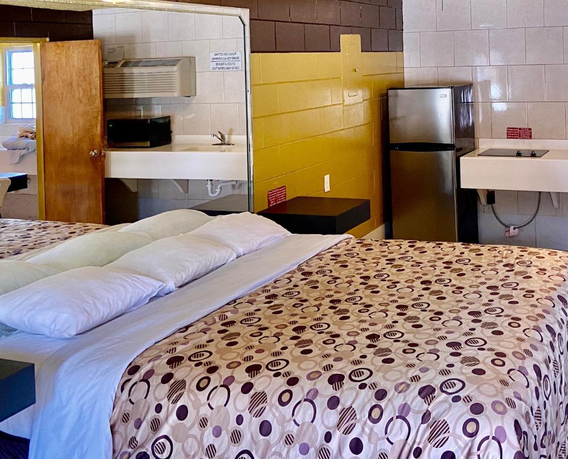 Savannah Inn And Suites Savannah Port Area Dış mekan fotoğraf