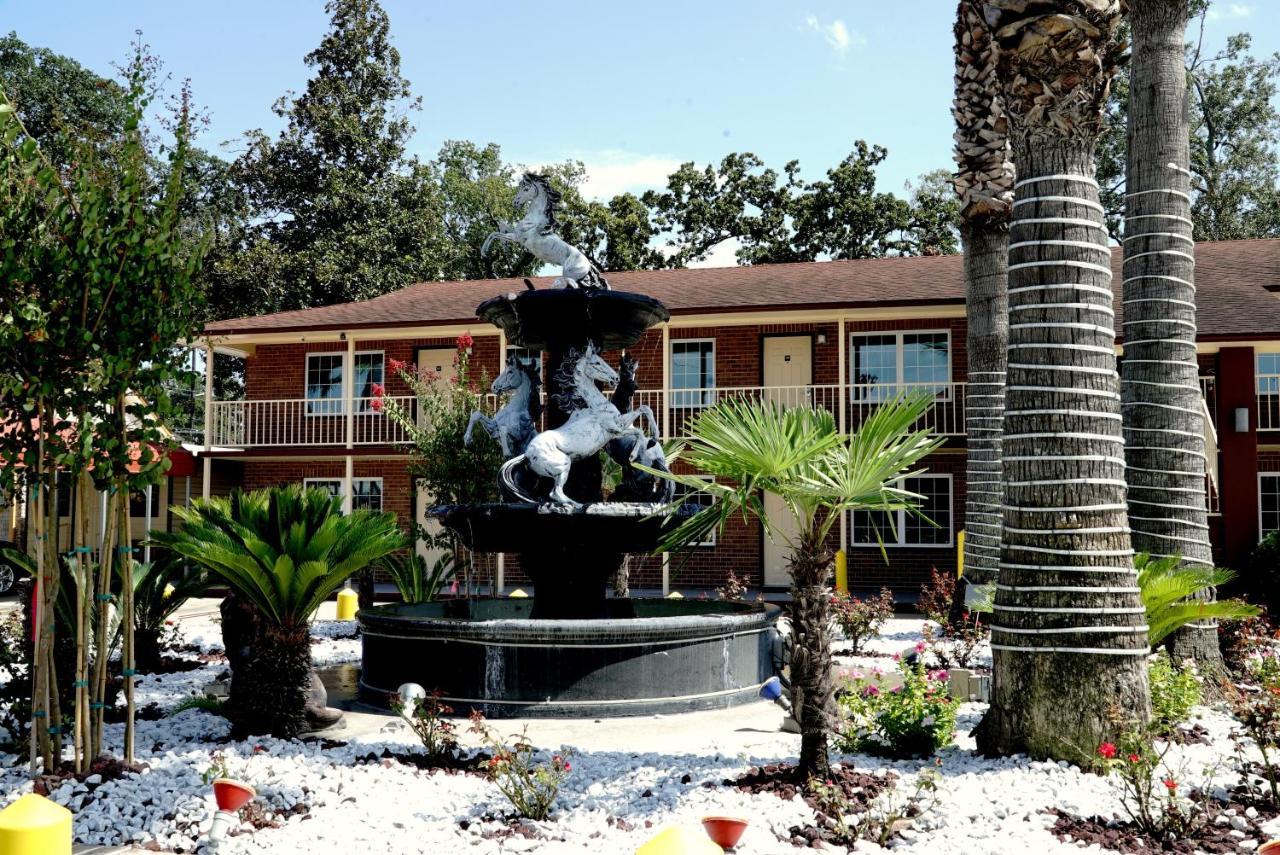 Savannah Inn And Suites Savannah Port Area Dış mekan fotoğraf