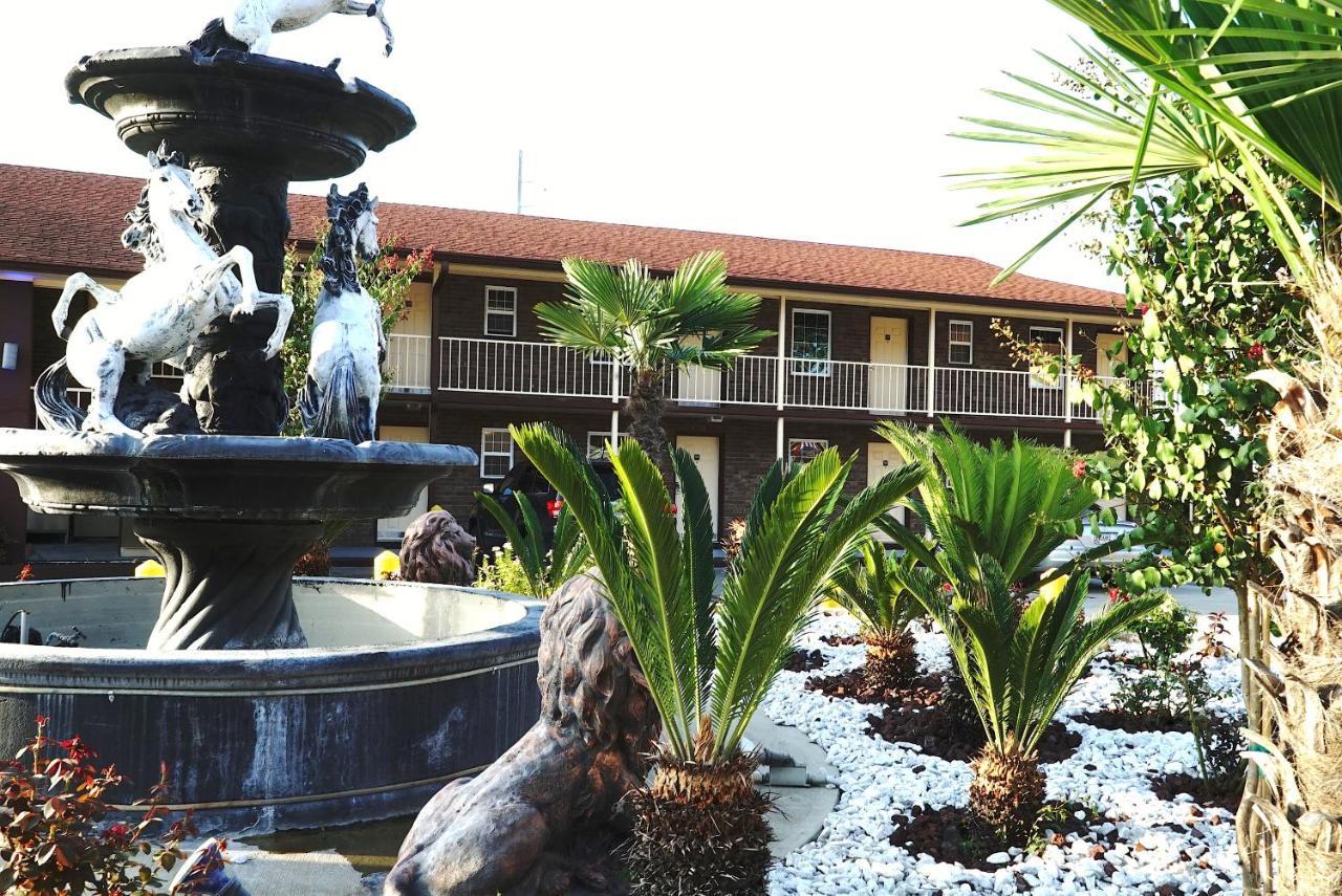 Savannah Inn And Suites Savannah Port Area Dış mekan fotoğraf