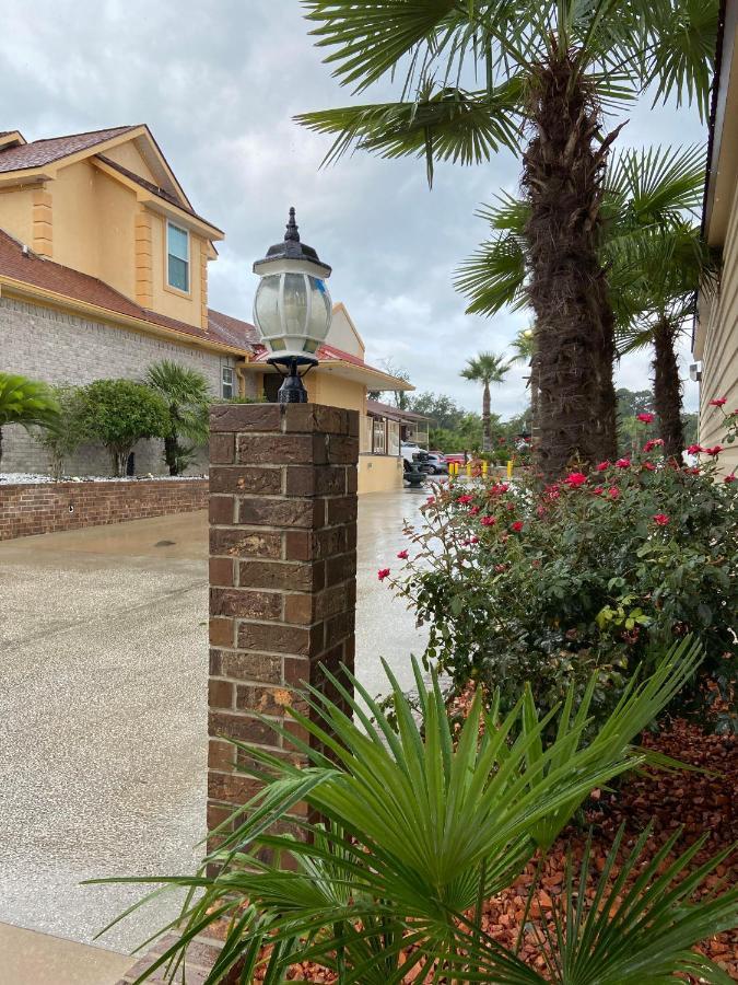 Savannah Inn And Suites Savannah Port Area Dış mekan fotoğraf
